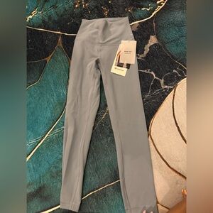 Lululemon athletica Wunder Train HR Crop 23”